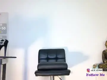 Chaturbate Live Sex Cam of ale_2509
