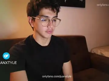 Chaturbate Free Live Porn of juancamroom