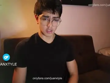 Chaturbate Best live sex cam show of juancamroom