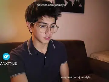 Chaturbate Free Live Porn of juancamroom