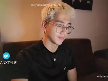 Chaturbate Live Sex of juancamroom