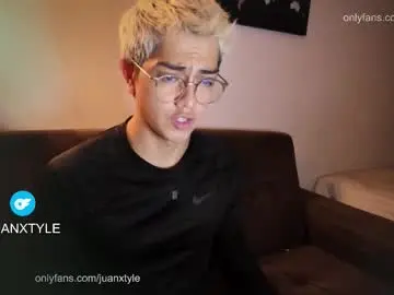 Chaturbate Free Porn Cam of juancamroom