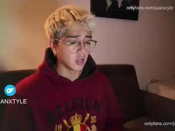 Chaturbate Live Porn of juancamroom