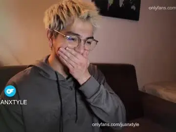 Chaturbate Nude Webcam of juancamroom