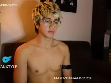 Chaturbate Live Porn of juancamroom