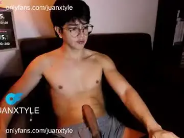 Chaturbate Best live sex cam show of juancamroom