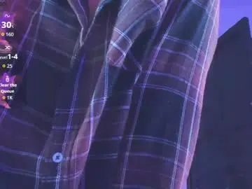 Chaturbate Live Sex Cam of black_skull22