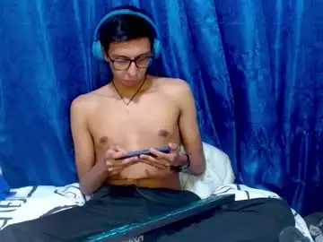 Chaturbate Live Sex of dtwink0310