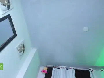 Chaturbate Sex Cam of pretty_valen