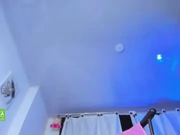 Chaturbate Live Sex of pretty_valen