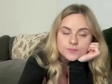 Chaturbate Adult Webcams of tigoldbitties11