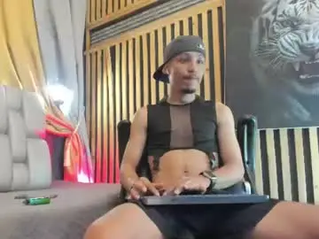 Chaturbate Free Porn Cam of camilo_contrerass