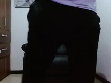 Chaturbate Live Sex of master_melo