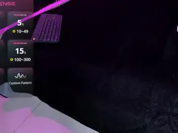 Chaturbate Watch Live Sex Cams of cristal_quintero