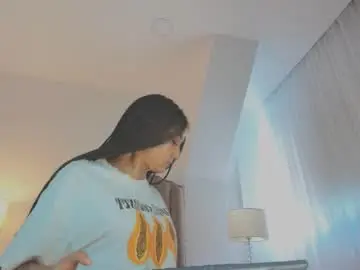 Chaturbate Live Sex Cam of emma_torres__