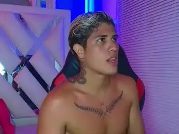 Chaturbate Live Porn of bryan_oconner7