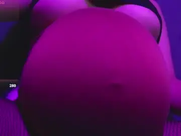 Chaturbate Live Sex Cam of chloe_kim