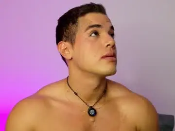 Chaturbate Live Porn of mikegaitan1