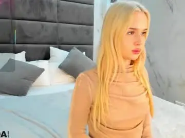 Chaturbate Watch Live Sex Cams of ravishing_rita