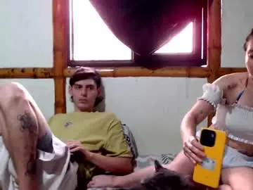 Chaturbate Watch Live Sex Cams of miahells