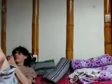 Chaturbate Watch Live Sex Cams of miahells