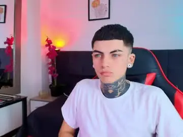 Chaturbate Free Live Porn of adamswalkerr_