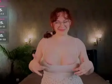 Chaturbate Best live sex cam show of alla_dream