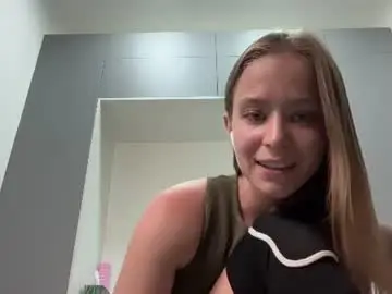 Chaturbate Sex Chat of leona_grand