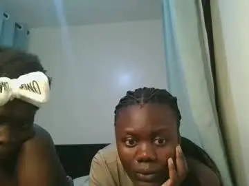 Chaturbate Live Sex Cam of barbie_queen2