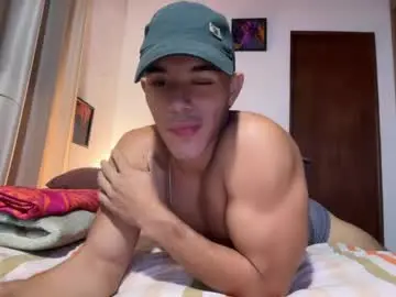 Chaturbate Best live sex cam show of joulianogreco1