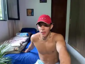 Chaturbate Free Porn Cam of joulianogreco1