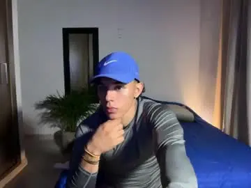 Chaturbate Free Live Porn of joulianogreco1
