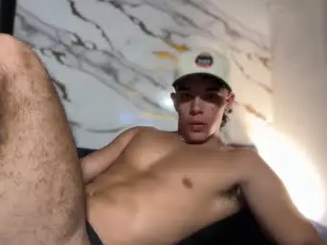 Chaturbate Live Sex Cam of joulianogreco1