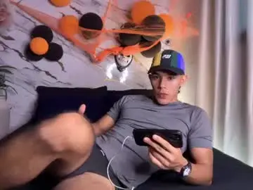 Chaturbate Free Porn Cam of joulianogreco1