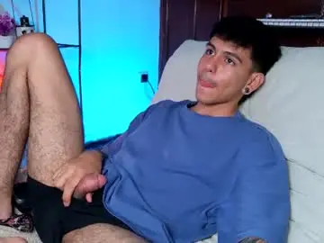 Chaturbate Adult Webcam of austin_falcon
