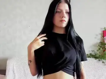 Chaturbate Sex Cam of little_bestie11