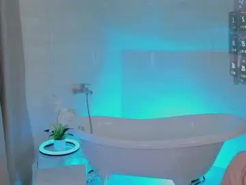 Chaturbate Live Sex Cam of moonhaze_