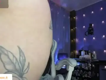 Chaturbate Live Sex Cam of cherrybom_