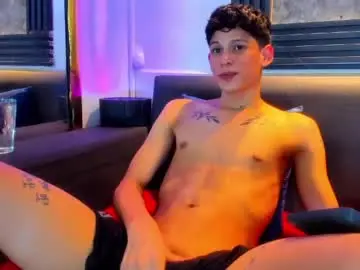 Chaturbate Sex Cam of brian_hotof1