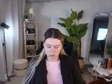 Chaturbate Live Sex Cam of celestinemauriac