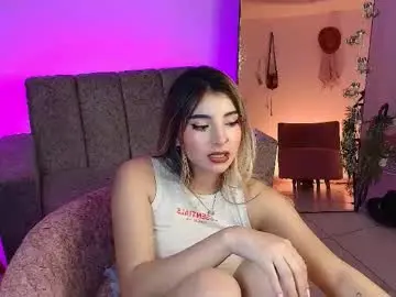 Chaturbate Live Sex of rousee_v