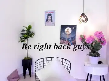 Chaturbate Live Sex Cam of adria_ross