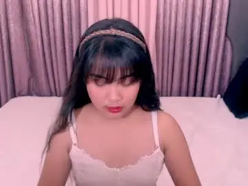 Chaturbate Live Sex Cam of camilla_morena