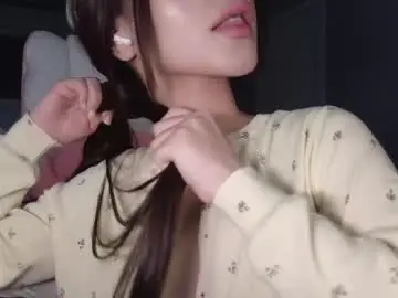 Chaturbate Adult Video Chat of ella_lee15