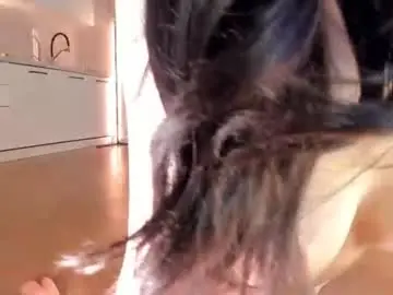 Chaturbate Free Live Porn of ella_lee15