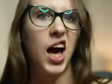 Chaturbate Live Porn of look_my_passion