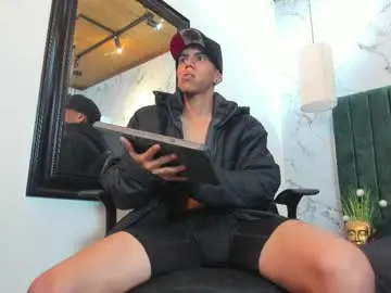 Chaturbate Live Sex of lucca_moreti