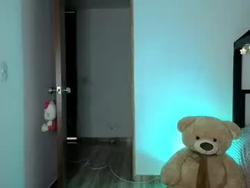 Chaturbate Live Porn of mencia_sharmaa