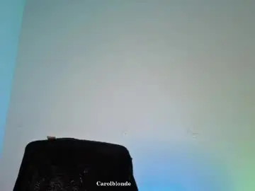 Chaturbate Live Sex Cam of carolblonde