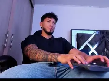 Chaturbate Live Sex Cam of heavy_thor